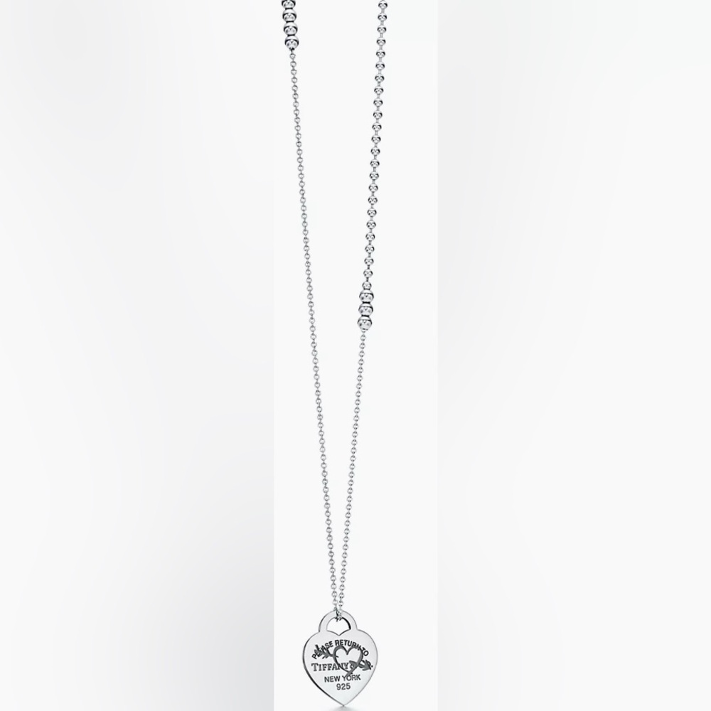 NEW! Authentic Tiffany and Co. Large Heart Arrow Pendant - Picture 2 of 6